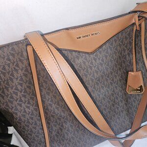 LG Michael kors bag